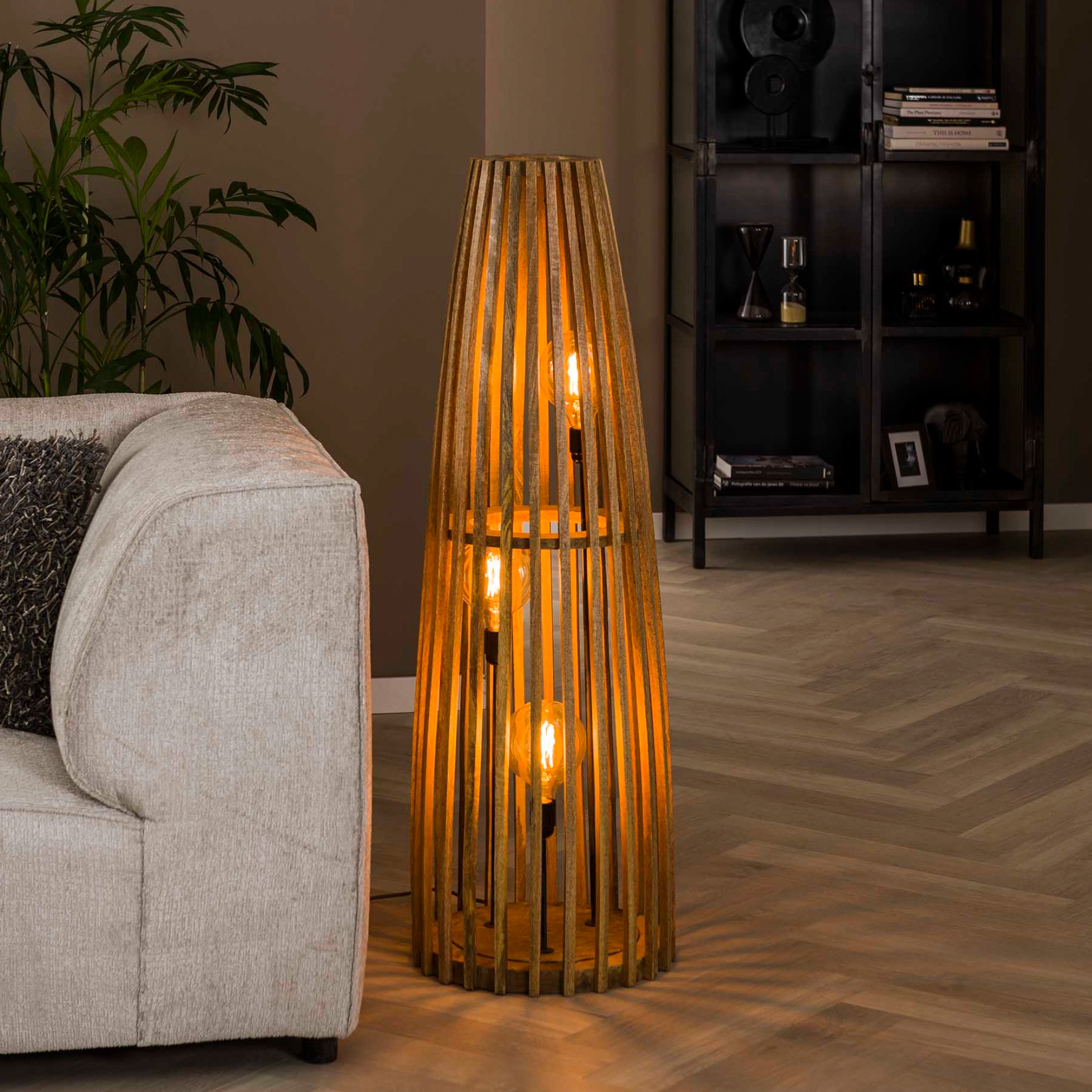 Frederic%20Schots%20Lampes%20Suspendue%202023%20A27