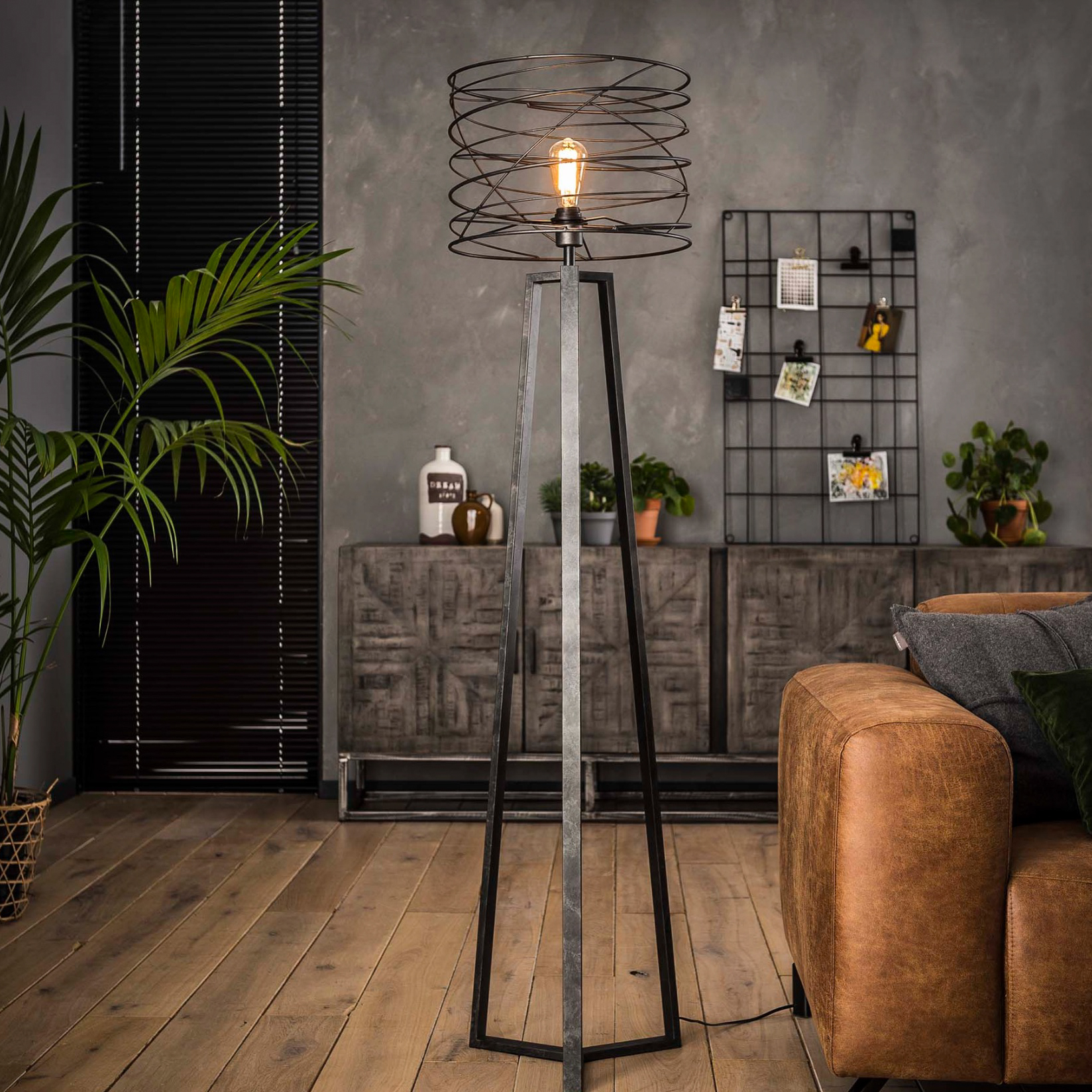 Frederic%20Schots%20Lampes%20Suspendue%202023%20A27