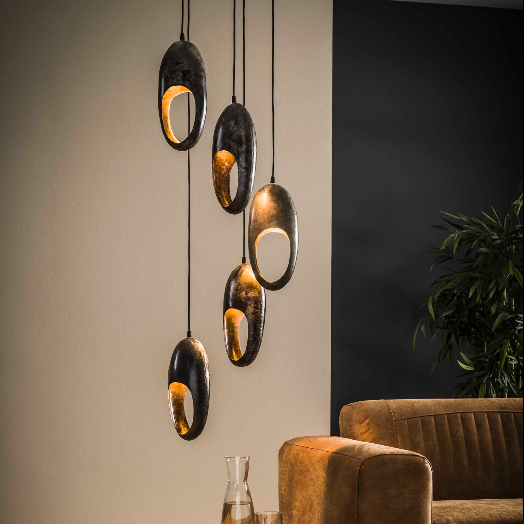 Frederic%20Schots%20Lampes%20Suspendue%202023%20A27