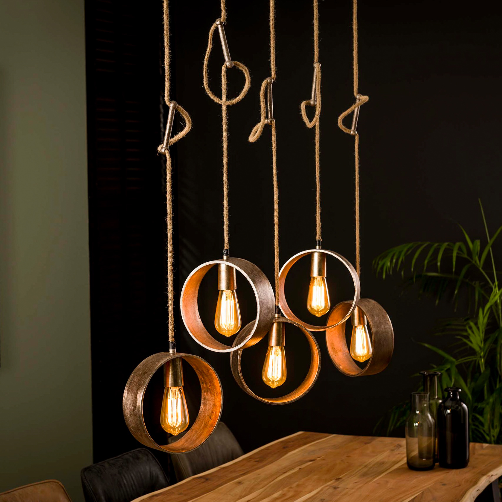 Frederic%20Schots%20Lampes%20Suspendue%202023%20A27