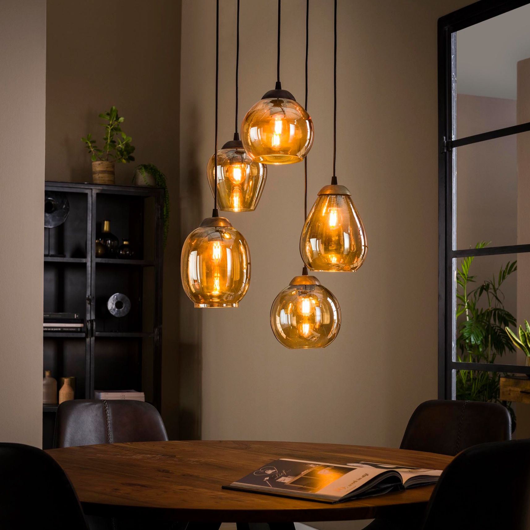 Frederic%20Schots%20Lampes%20Suspendue%202023%20A27