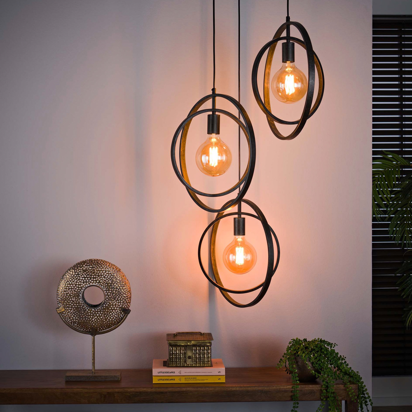 Frederic%20Schots%20Lampes%20Suspendue%202023%20A27